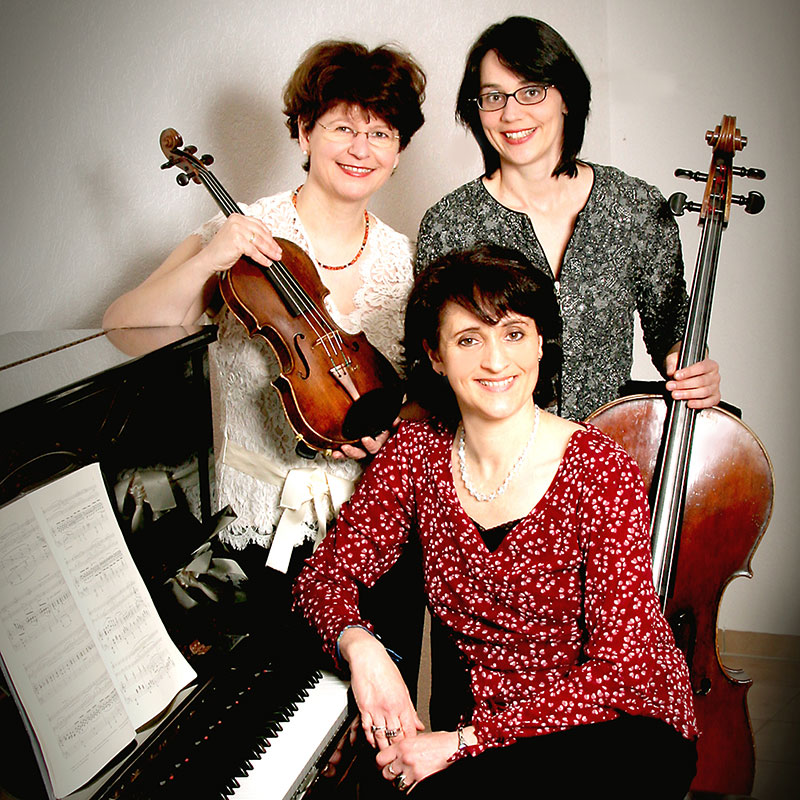 oliana-klaviertrio - Susanne Albrecht-Krüger - Cellistin Pia Enderle - Pianistin Odilia Hérnandez-Tolón